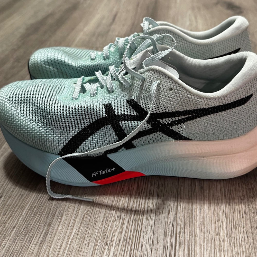 ASICS meta speed edge Paris size women US 9/men 7.5